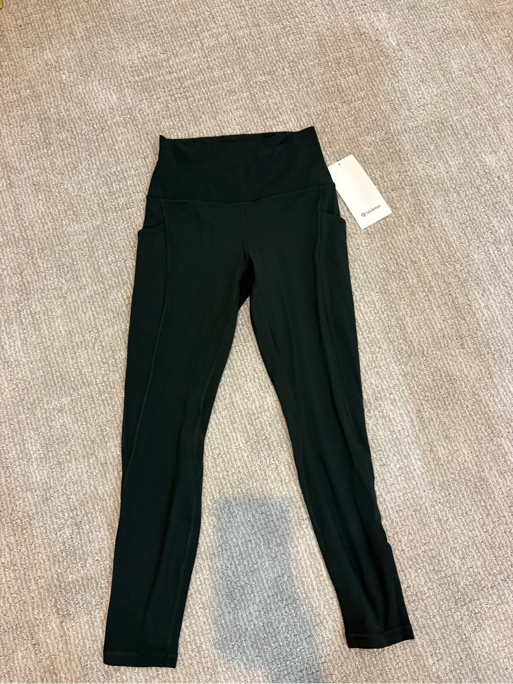 lululemon forest green Align HR legging with Pockets 25”